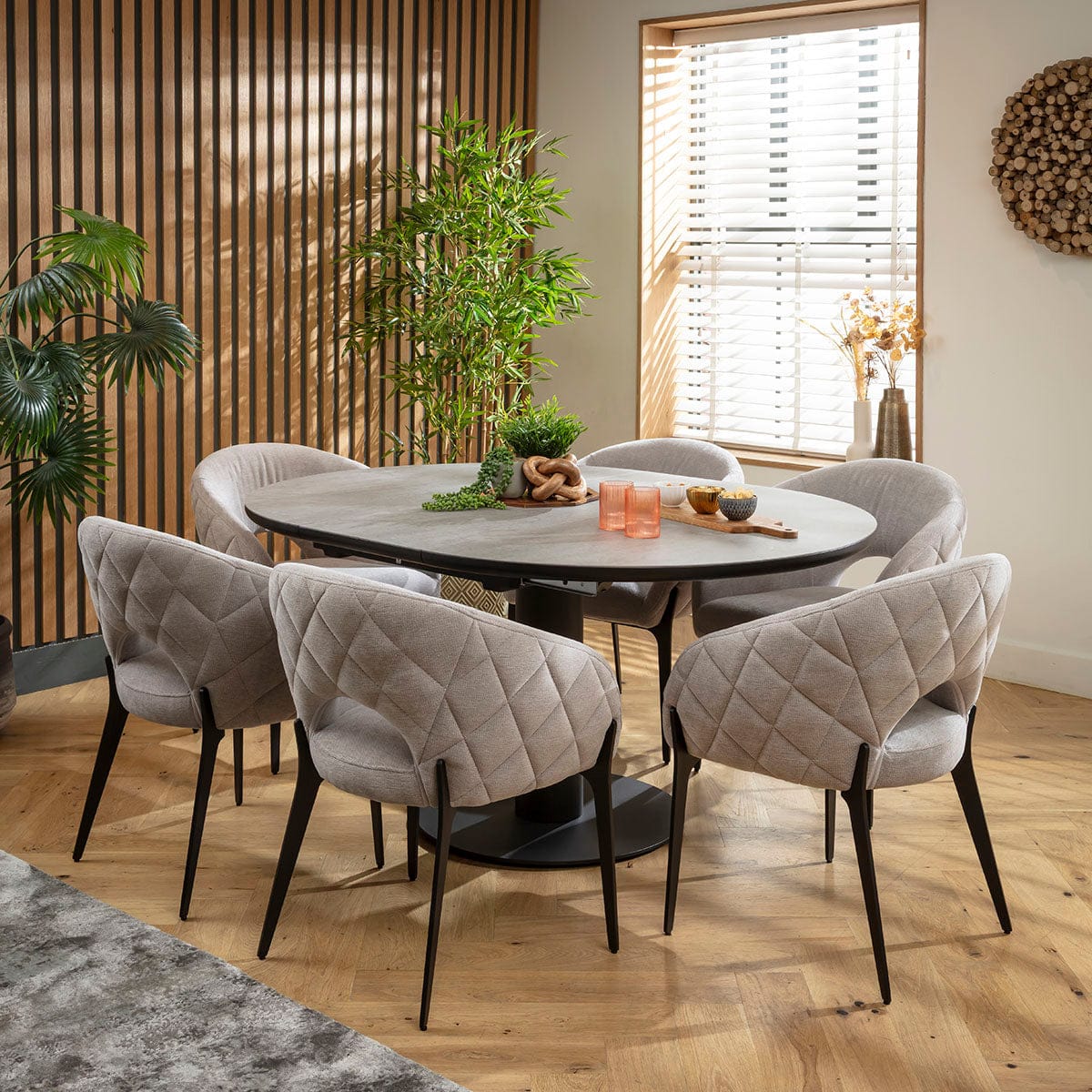 Ensemble de salle à manger rond extensible 6 places Piper &amp; Venus en céramique grise