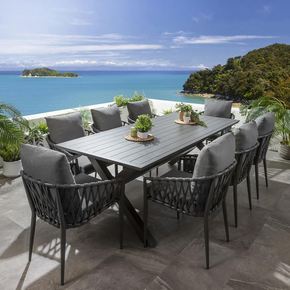 Ensemble de salle à manger de jardin 8 places Verity en aluminium gris