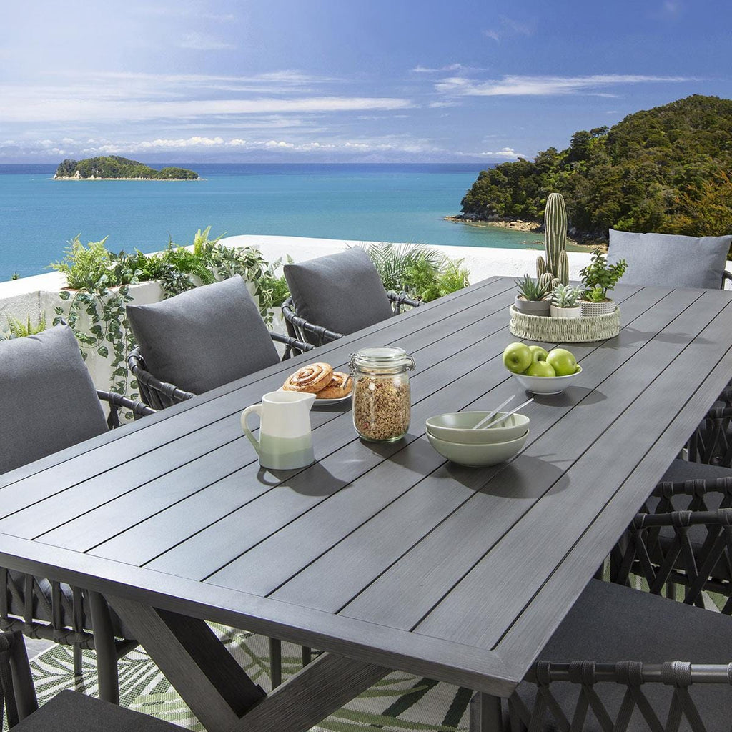 Ensemble de salle à manger de jardin 8 places Verity, en aluminium effet bois gris